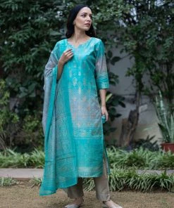 PRINTS VALLEY Ayushi-Turquoise Shaded Bhandej Set Jaipur Tales