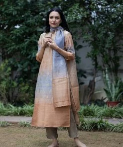 PRINTS VALLEY Jaipur Tales Ayushi-Beige Shaded Bhandej Set