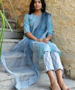 PRINTS VALLEY Jaipur Tales Blue Floral White Buti Kurta Set