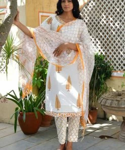 PRINTS VALLEY White Mughal Buta Jharonka Set Jaipur Tales