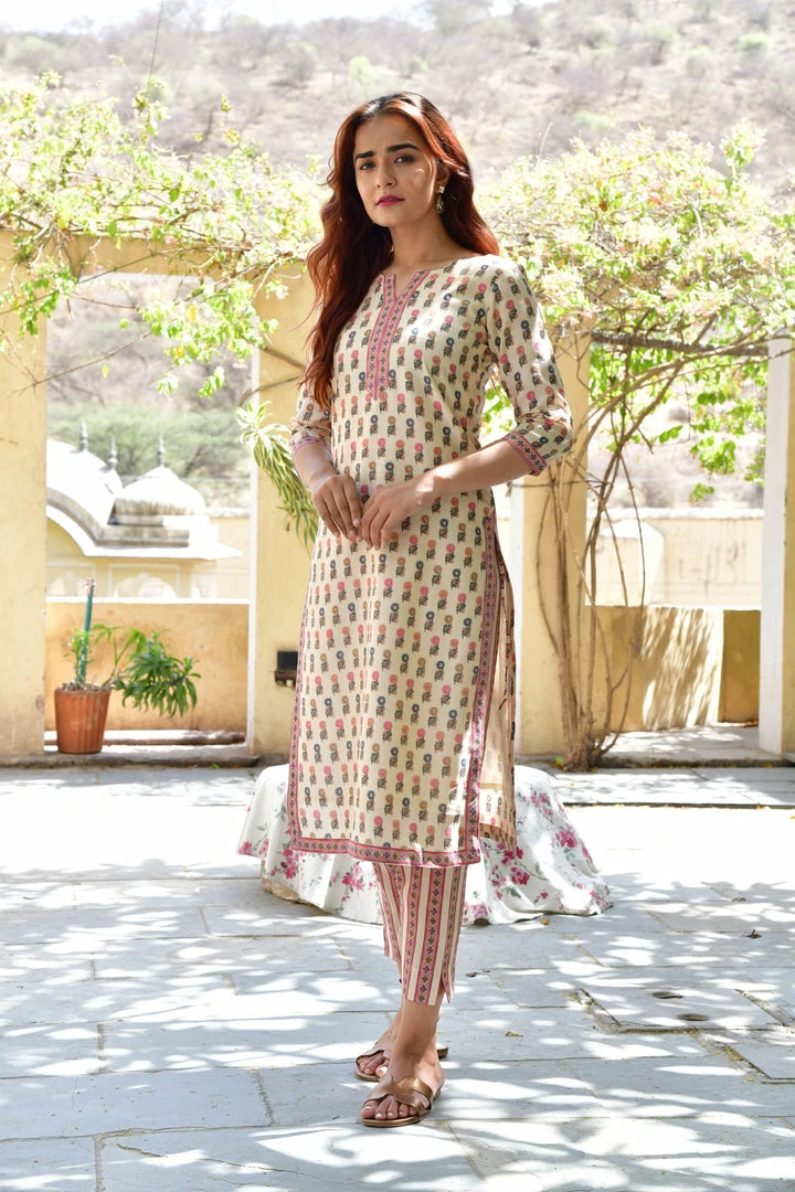 PRINTS VALLEY Jaipur Tales Biege Blue Pink Buti Kurta Set 1 PRINTS VALLEY Jaipur Tales Biege Blue Pink Buti Kurta Set