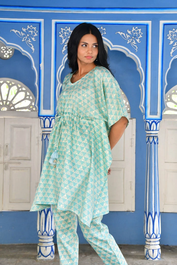 PRINTS VALLEY Jaipur Tales Pastel Blue Triangle Kaftan Set 2 PRINTS VALLEY Jaipur Tales Pastel Blue Triangle Kaftan Set