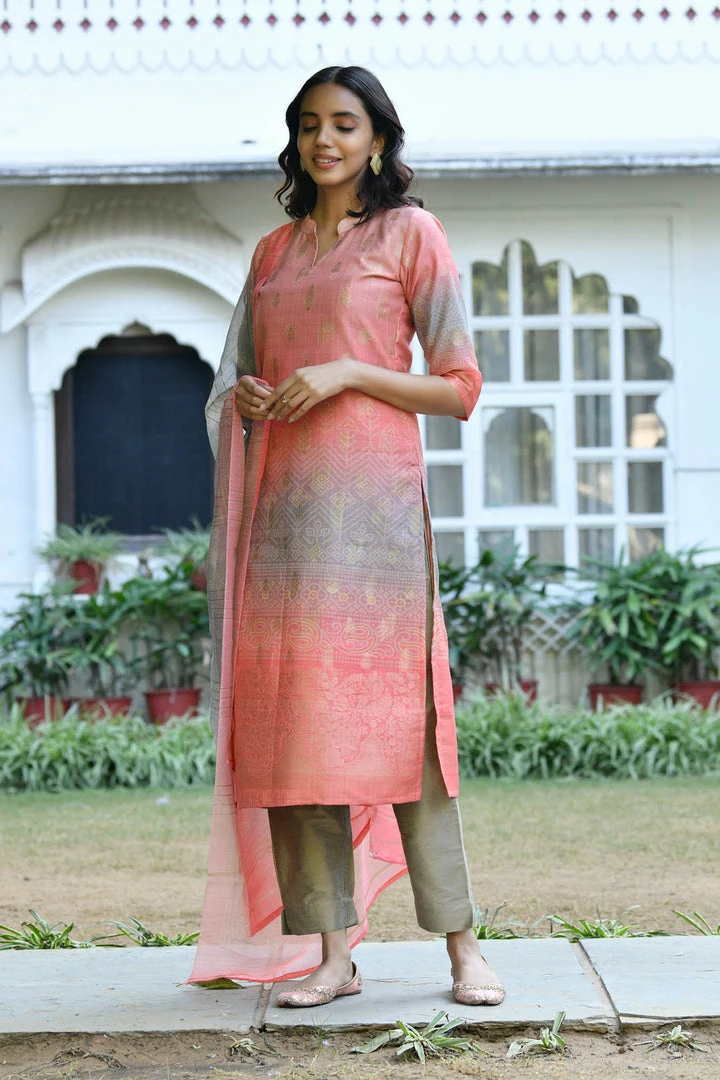 PRINTS VALLEY Jaipur Tales Ayushi-Peach Shaded Bhandej Set 2 PRINTS VALLEY Jaipur Tales Ayushi-Peach Shaded Bhandej Set