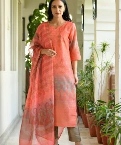 PRINTS VALLEY Nidhi - Peach Jaipur Tales