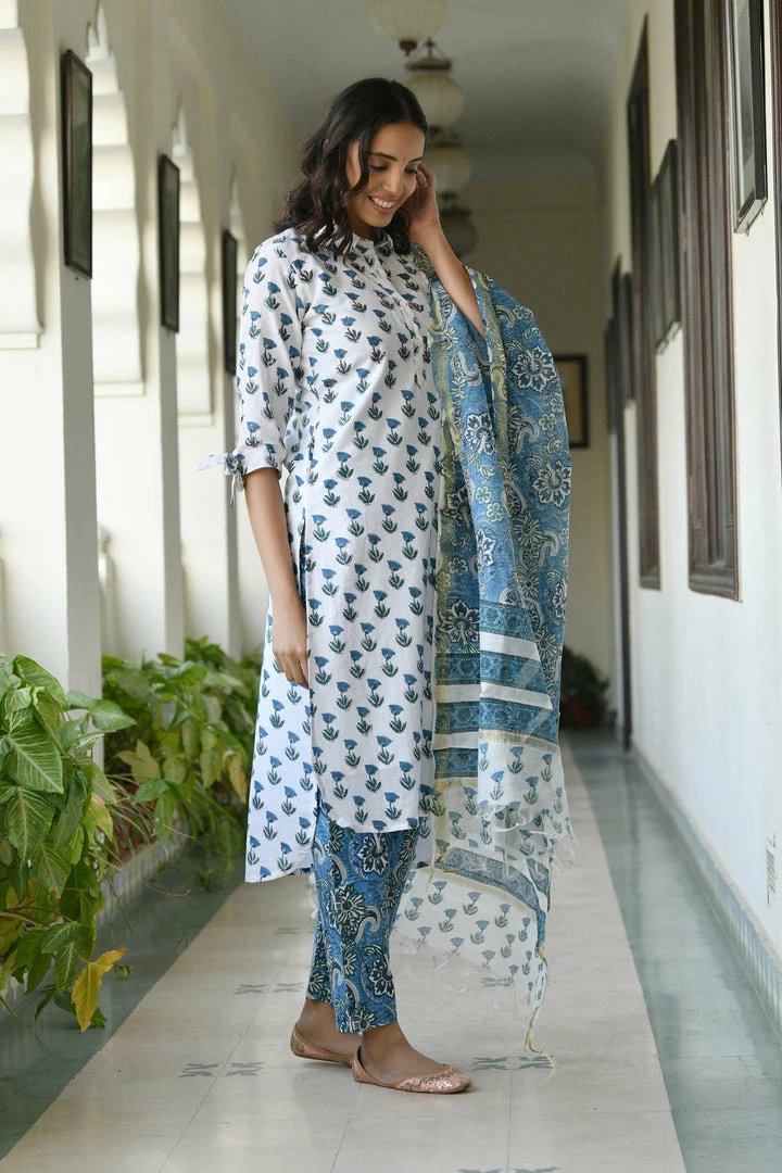 PRINTS VALLEY Jaipur Tales White Blue Buti Floral Set 5 PRINTS VALLEY Jaipur Tales White Blue Buti Floral Set