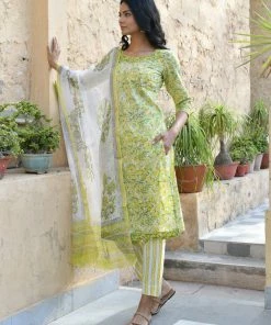 PRINTS VALLEY Green Yellow Floral Kurta Set