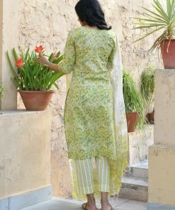 PRINTS VALLEY Green Yellow Floral Kurta Set