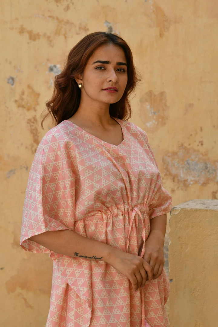 PRINTS VALLEY Jaipur Tales Pastel Orange Triangle Kaftan Set 6 PRINTS VALLEY Jaipur Tales Pastel Orange Triangle Kaftan Set