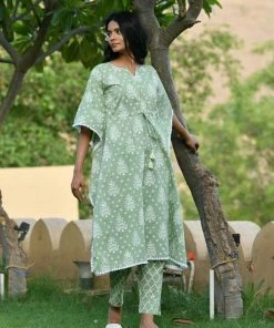 PRINTS VALLEY Pista Green Checks Kaftan Set