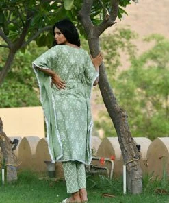 PRINTS VALLEY Pista Green Checks Kaftan Set