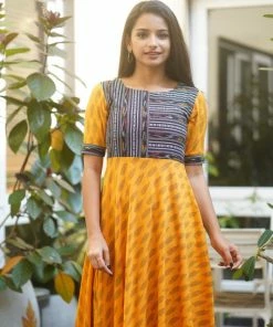 The Stitches Initha - Yellow