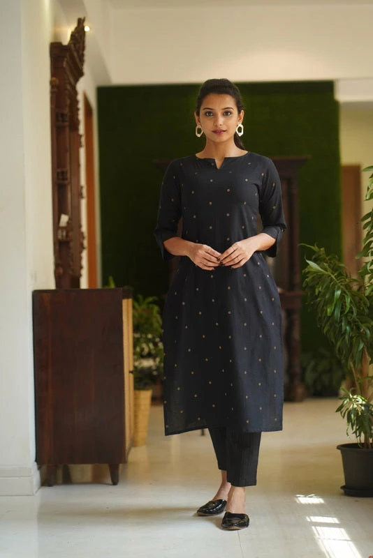 The Stitches Jillmil - Black 3 The Stitches Jillmil - Black