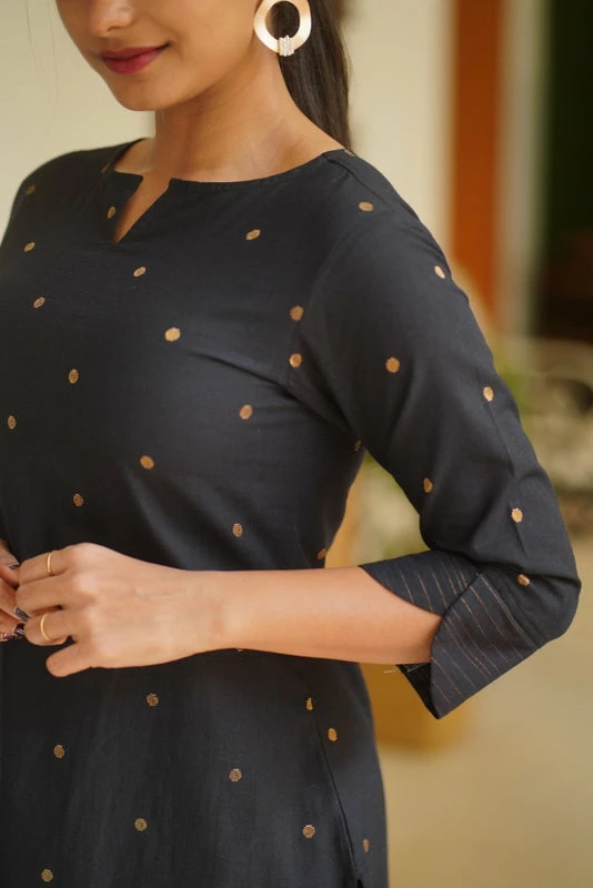 The Stitches Jillmil - Black 5 The Stitches Jillmil - Black