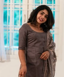 Ekanta Iyla Grey Chanderi Kurti Set