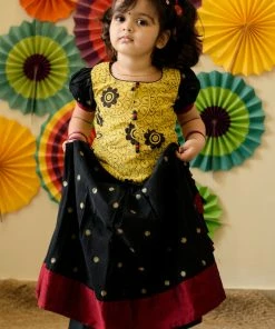 Ekanta Mini Corner Caruvi Yellow Mini