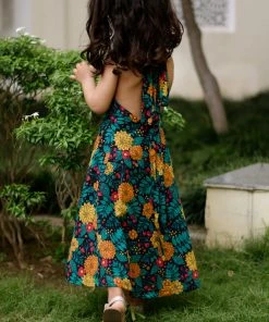 Magizham Mini Corner Dahlia Mini