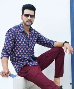 PRINTS VALLEY Navy Blue Red Buti Shirt