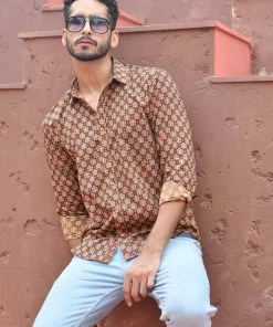 PRINTS VALLEY Brown Red Buti Shirt Men's Shirt