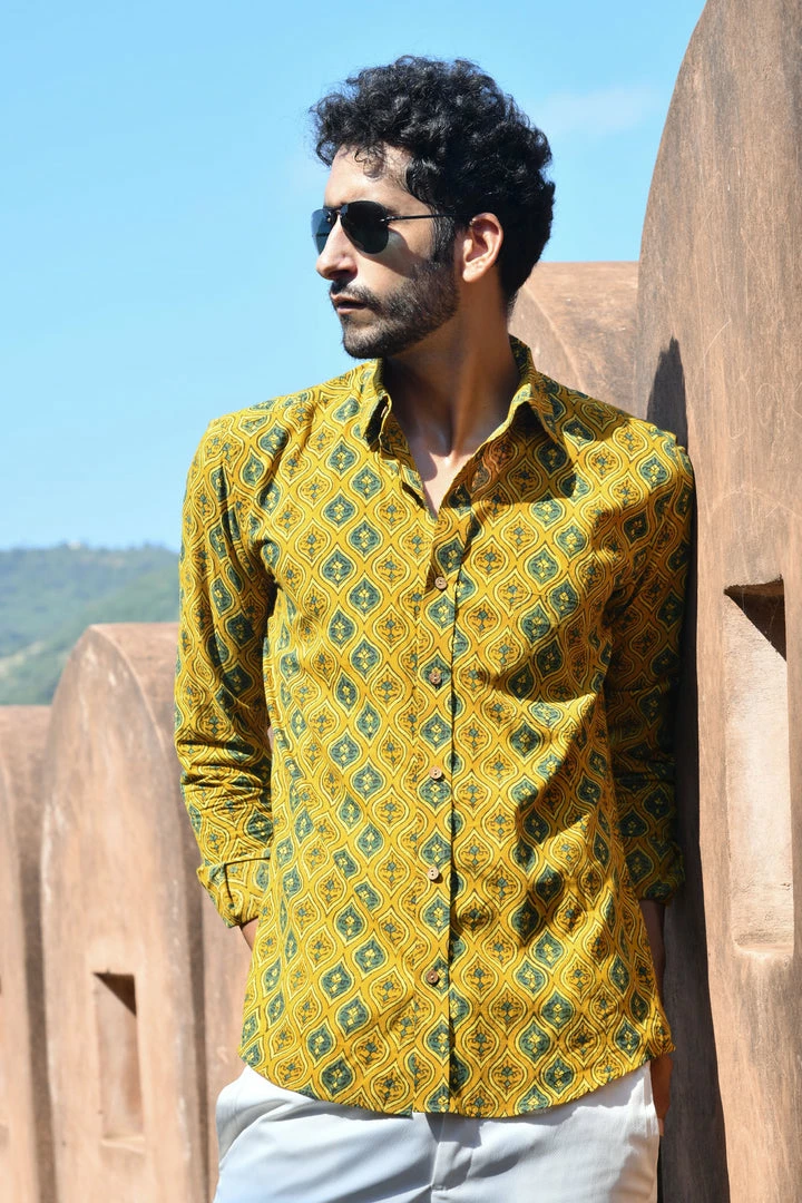 PRINTS VALLEY Ajrak Mustard Ogee Arch Shirt 1 PRINTS VALLEY Ajrak Mustard Ogee Arch Shirt
