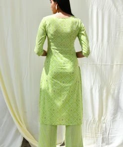 PRINTS VALLEY Green Bandhej Print Set With Dupatta