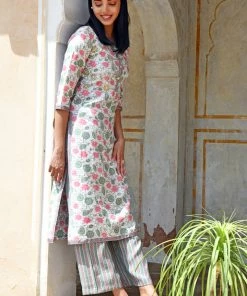 PRINTS VALLEY Off-White Pink Lotus Floral Print Set Jaipur Tales 7 PRINTS VALLEY Off-White Pink Lotus Floral Print Set Jaipur Tales
