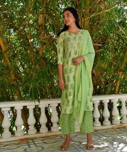 PRINTS VALLEY Pastel Green Kairi Print Set With Dupatta