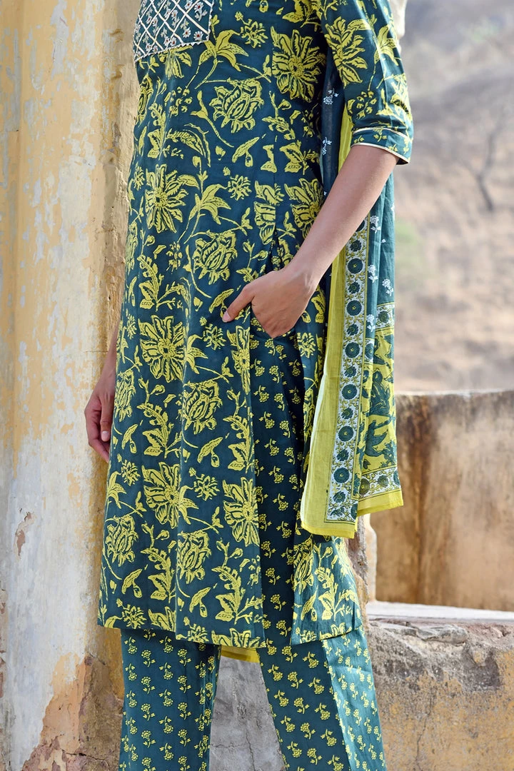 PRINTS VALLEY Bottle Green Yellow Buti Set With Dupatta 3 PRINTS VALLEY Bottle Green Yellow Buti Set With Dupatta