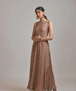 Label RishMaan Alora