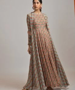 Label RishMaan Alora