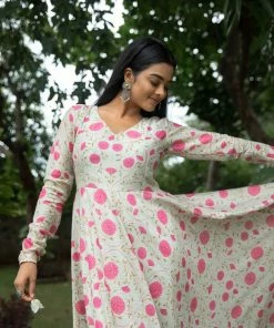 Magizham Kaveri - Floral Print Ever Willow