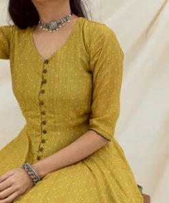 ATHIRA Madras Rhapsody Nayana