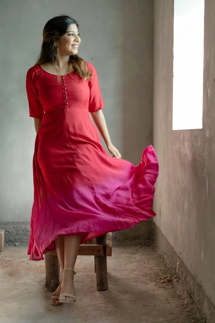 Gulaal Sunset Crimson 4 Gulaal Sunset Crimson