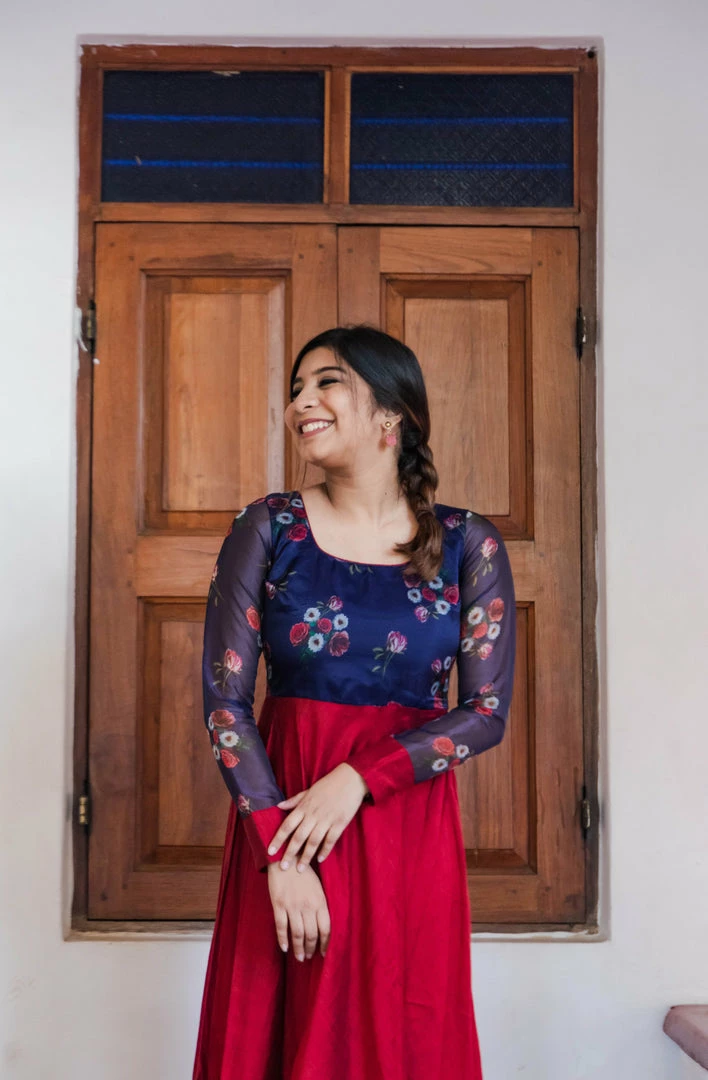 Ekanta Damini Navy Blue And Maroon Margazhi Moments 5 Ekanta Damini Navy Blue And Maroon Margazhi Moments