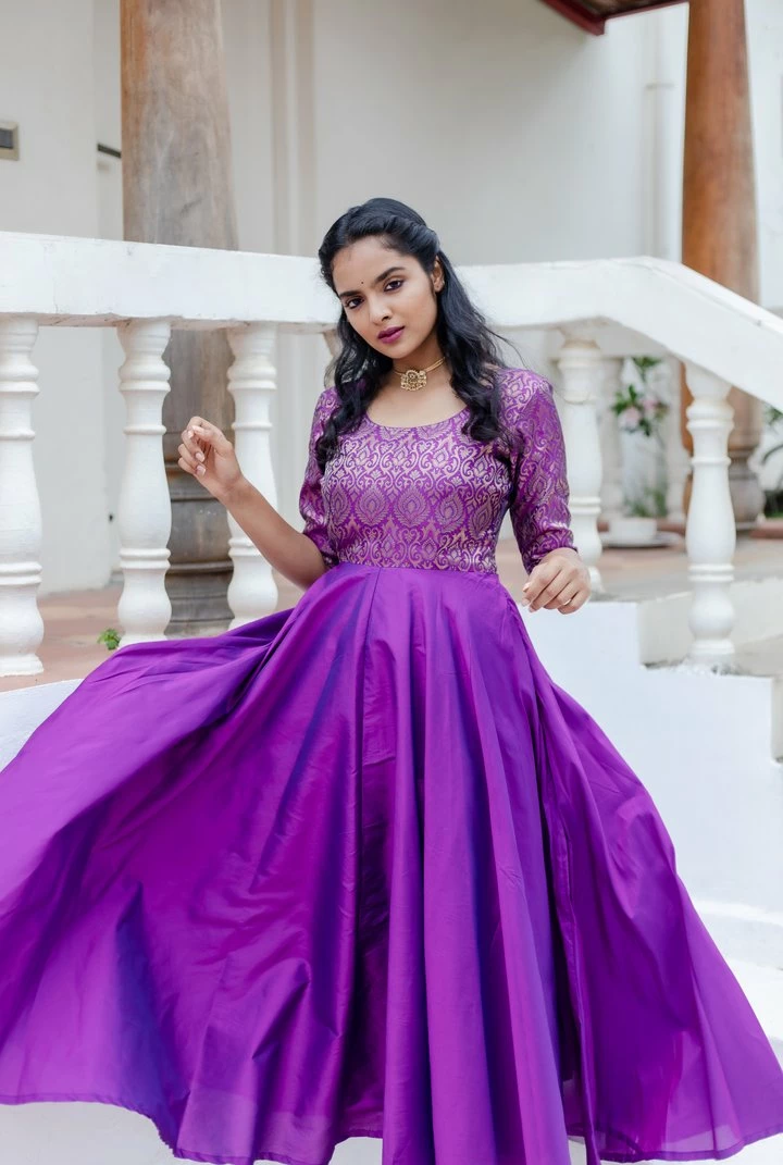 ATHIRA Sringa - Violet Madras Rhapsody 2 ATHIRA Sringa - Violet Madras Rhapsody