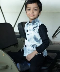 Gulaal Black & White Tie Dye Kurta Pant Set With Jacket (Boy)