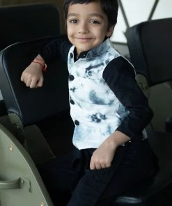 Gulaal Black & White Tie Dye Kurta Pant Set With Jacket (Boy)