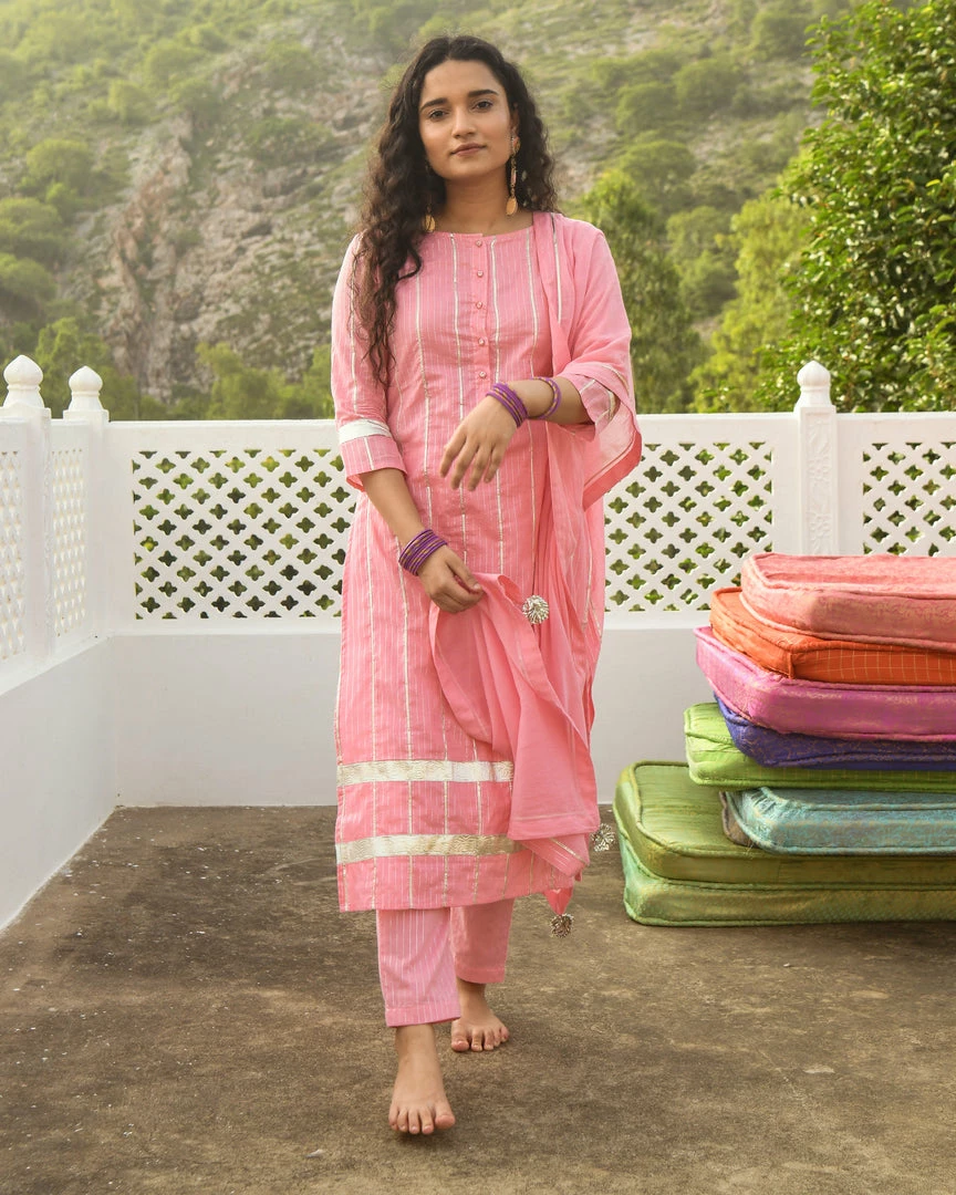 Gulaal Gypsy Soul Swara Pink Kurta-Pant Set 1 Gulaal Gypsy Soul Swara Pink Kurta-Pant Set