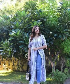 Magizham Ever Willow White Slit Top