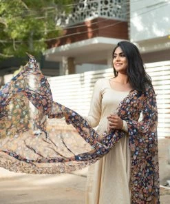 KUNDAVAI Margazhi Moments Nithila - Half White Festival Maxi