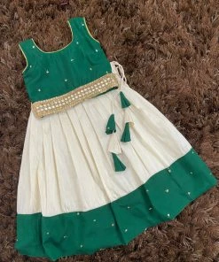 Ekanta Green Croptop With Cream Skirt Mini