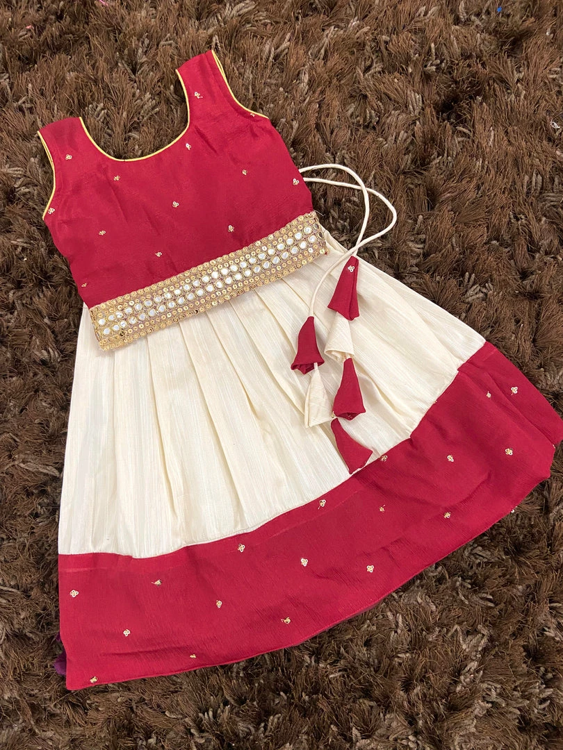 Ekanta Mini Corner Maroon Croptop With Cream Skirt Mini 1 Ekanta Mini Corner Maroon Croptop With Cream Skirt Mini