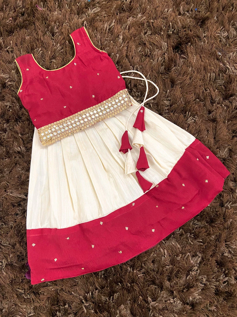 Ekanta Mini Corner Maroon Croptop With Cream Skirt Mini 2 Ekanta Mini Corner Maroon Croptop With Cream Skirt Mini