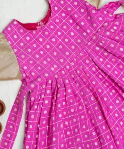 Manjal Couture Manya Pink Mini Mini Corner