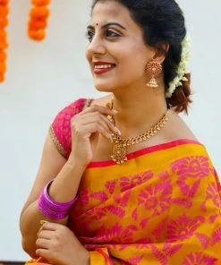 Tashi Threads Sarees Mandaara - Senmanjal