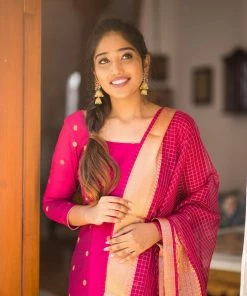 Ekanta Margazhi Moments Saatvika - Rani Pink