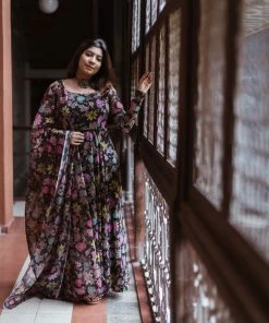 Magizham Manjari Black Ever Willow