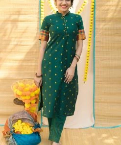 Preethi EXP - Shakti Suit Set