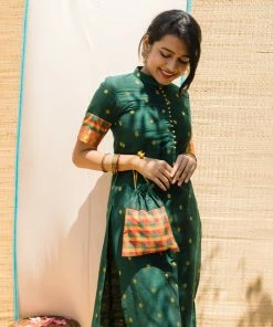 Preethi EXP - Shakti Suit Set