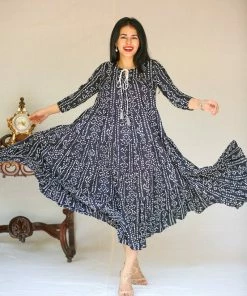 Tashi Threads EXP - Gadri - Black Casuals