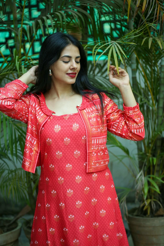 Tashi Threads EXP - Elena - Red Casuals 3 Tashi Threads EXP - Elena - Red Casuals